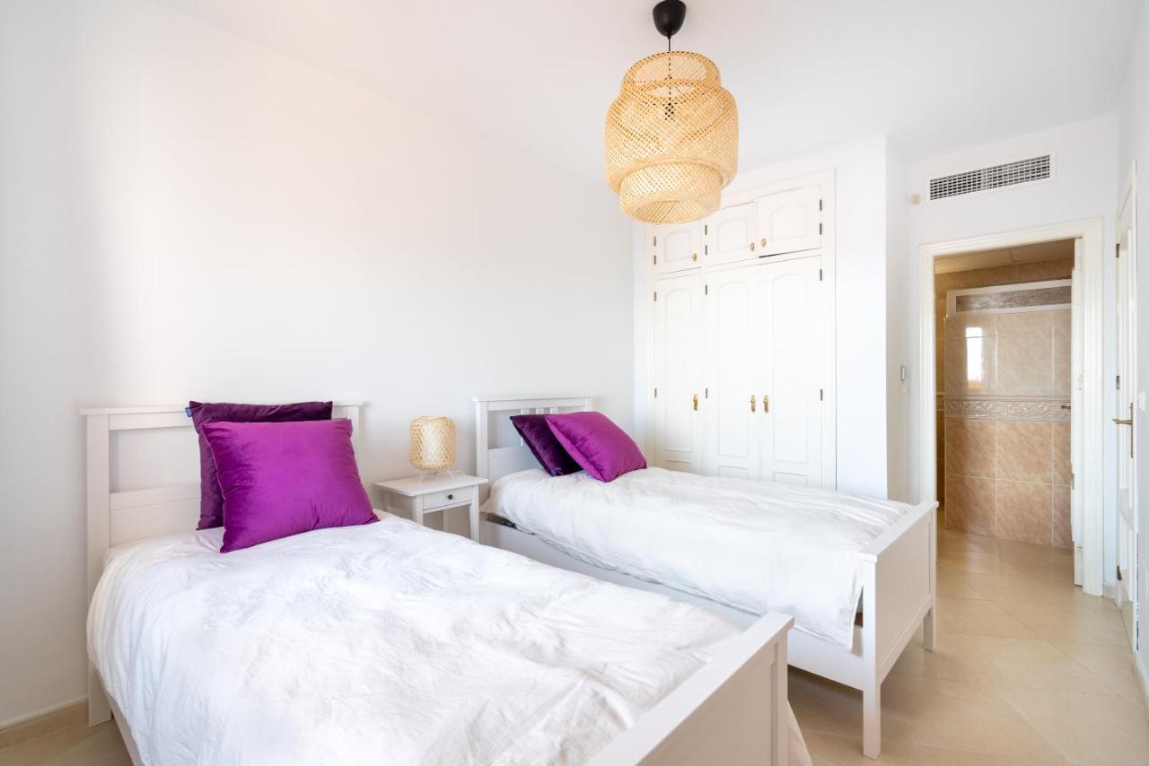 Chalet Con Vistas Al Mar Y Piscina โมฮาการ์ ภายนอก รูปภาพ