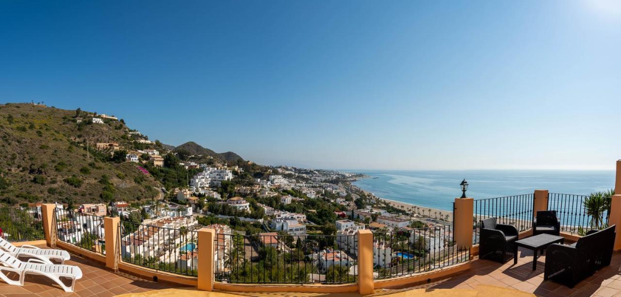 Chalet Con Vistas Al Mar Y Piscina โมฮาการ์ ภายนอก รูปภาพ
