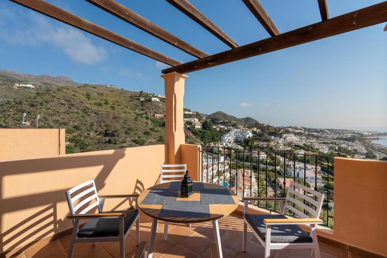 Chalet Con Vistas Al Mar Y Piscina โมฮาการ์ ภายนอก รูปภาพ